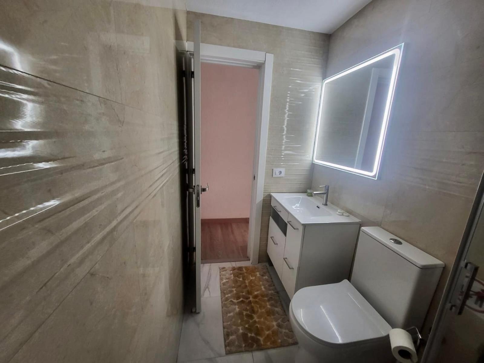 2 Bedrooms Flat 50 Mts Away From Las Canteras Beach Лас-Пальмас-де-Гран-Канария Экстерьер фото